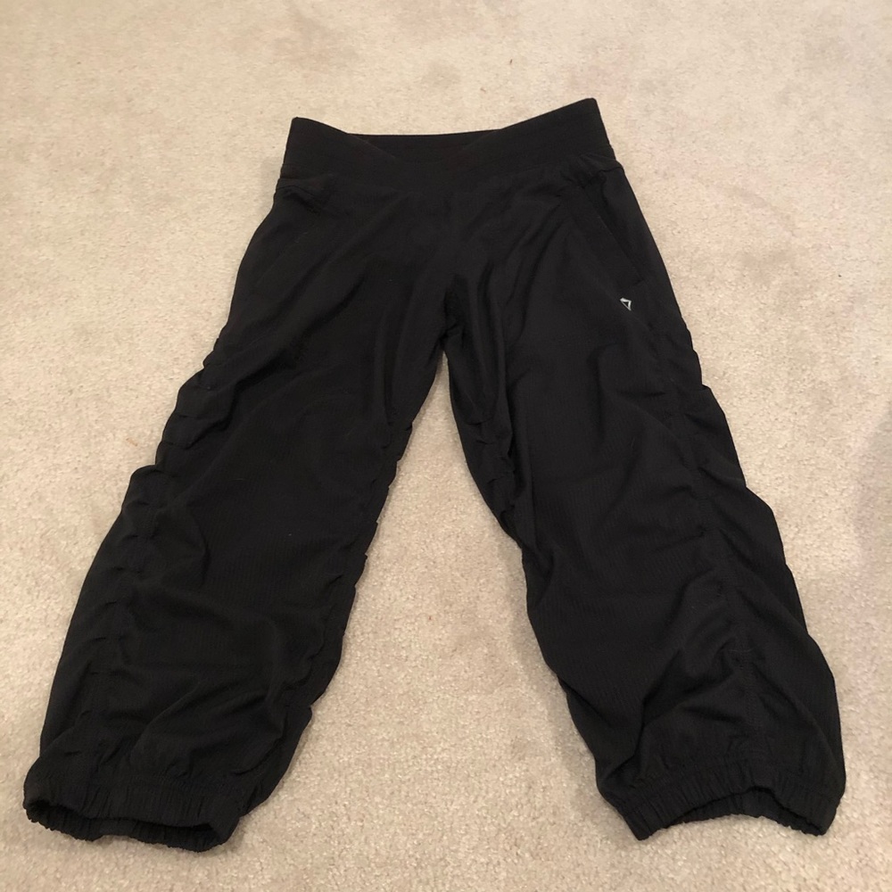 Cropped Studio Pants - Picture 4 of 4